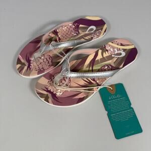 NWT OluKai Ho'opio Hau Beach Sandals Slip-on Silver/Pineapple Women Size 5